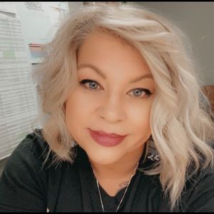 Meet your Posher, DustyDee